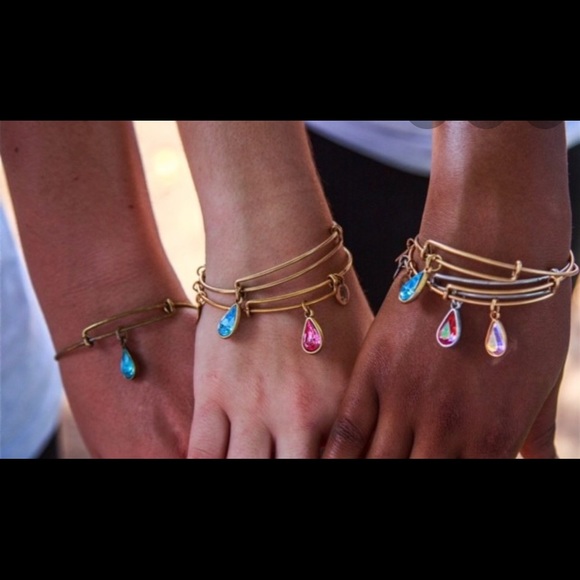 Alex and Ani - Bracelet - Picture 5 of 5